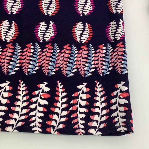 Tory Burch V neck Viscoce Fantasy Printed long sleeves dress size Small EUC - Picture 11 of 15